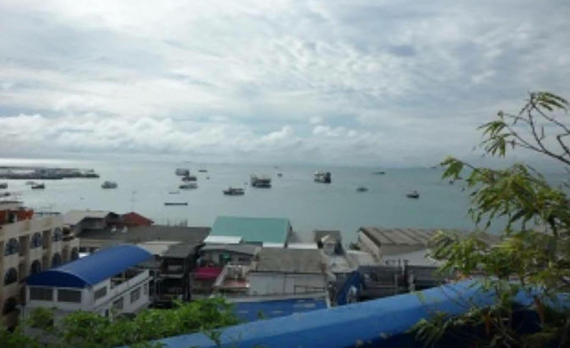 Diamond Beach Hotel Pattaya Luaran gambar