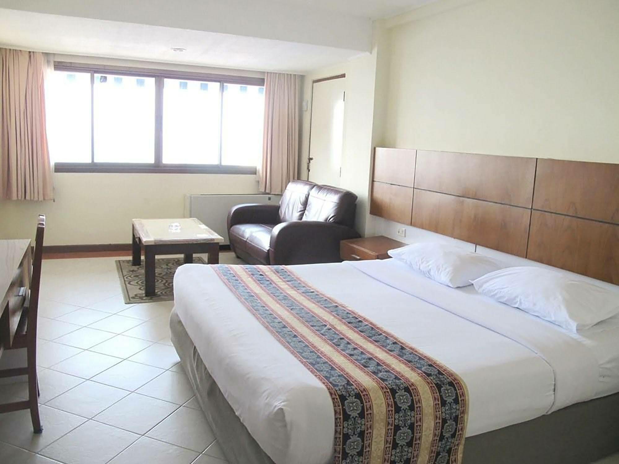 Diamond Beach Hotel Pattaya Luaran gambar